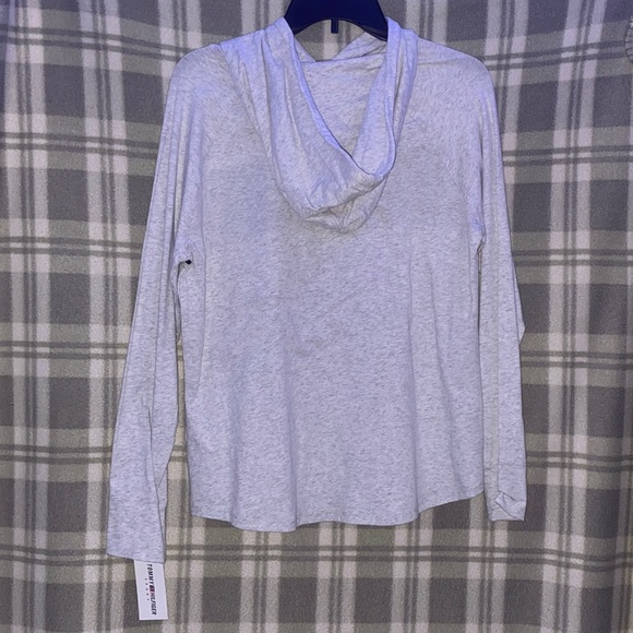 Tommy Hilfiger Light Sport Top - Picture 2 of 4